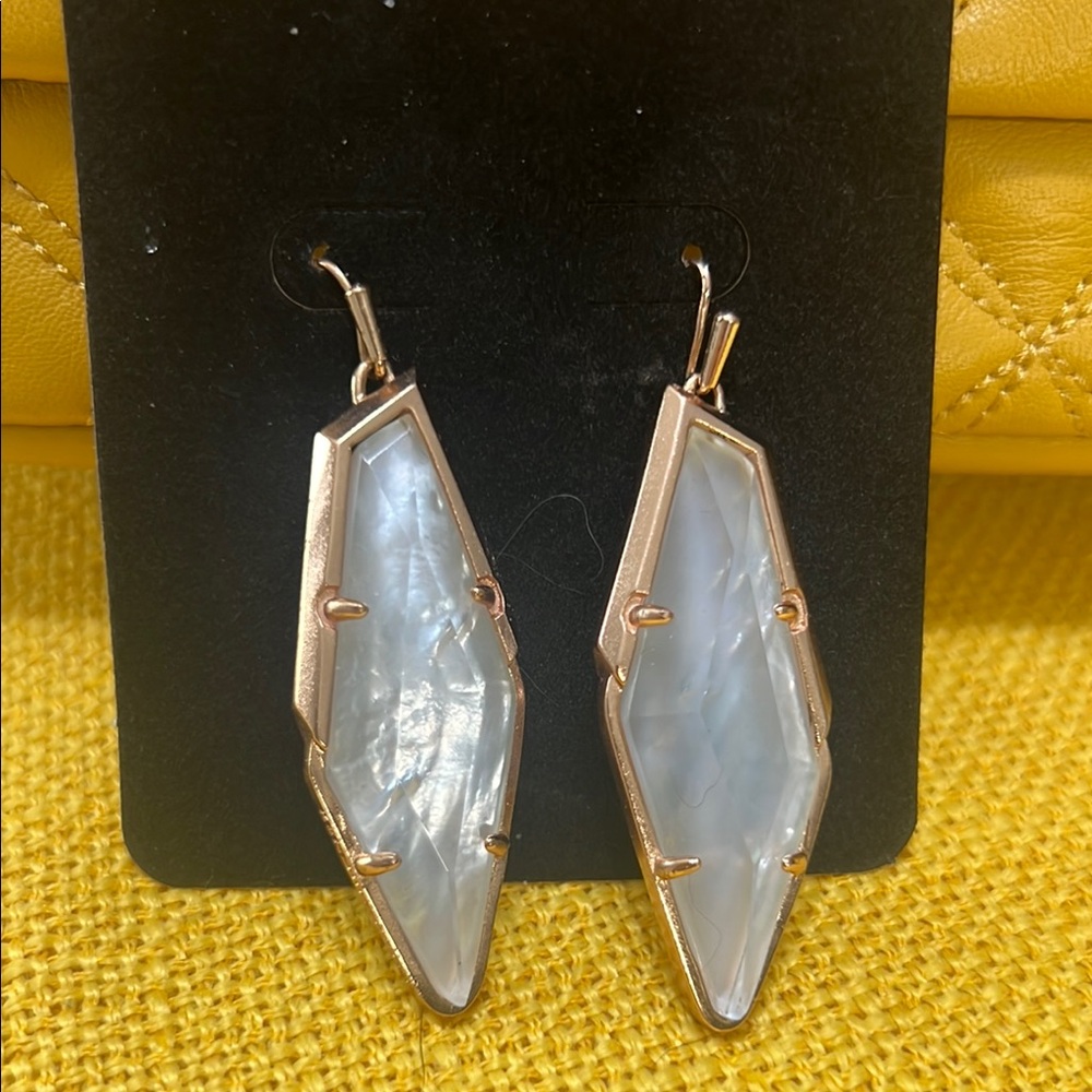 Kendra Scott Lilith Rose Gold and Mother of Pearl Earrings